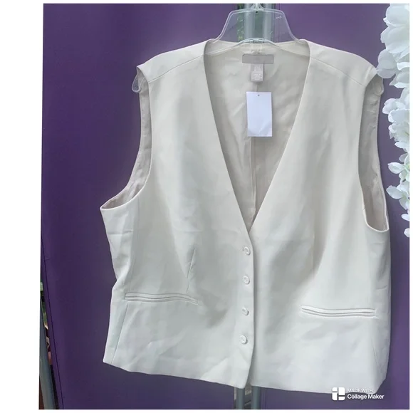 NWT- XXL Curved Satin Cream Vest, ⭐️ designed for curvy body ⭐️ - Picture 3 of 10